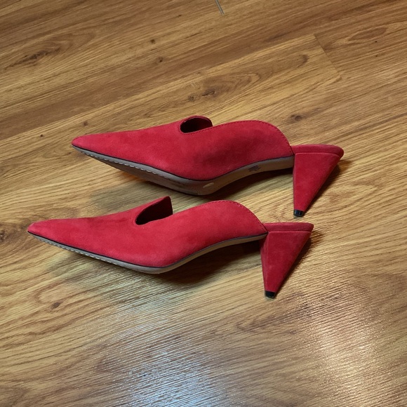 Vince Camuto Cessilia Suede Dress Mules Glamour Red VC-CESSILIA Women’s Size 10 - Picture 2 of 3